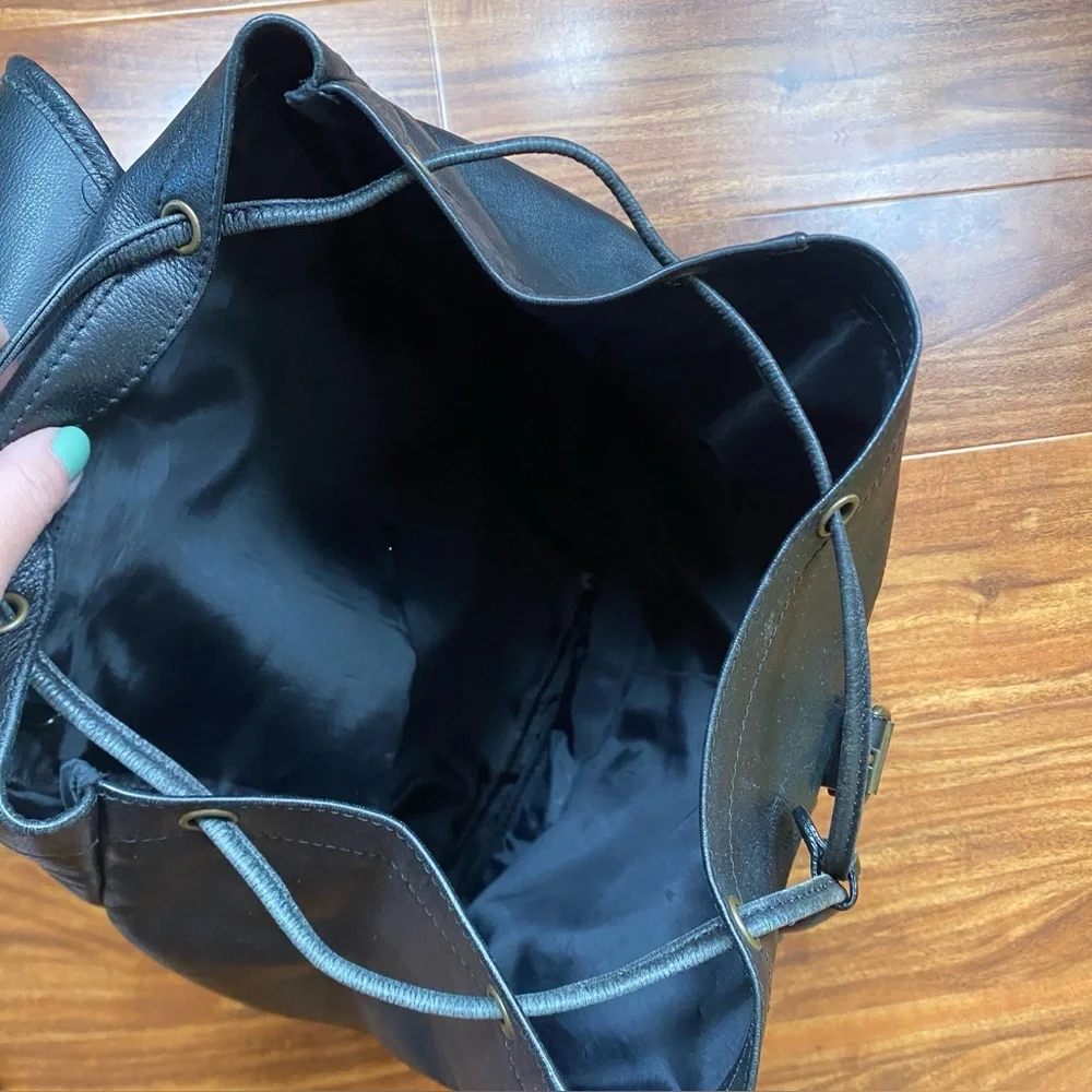 Vintage Women's Y2K Black Leather Multi Pocket Buckle Backpack Purse Streetwear
